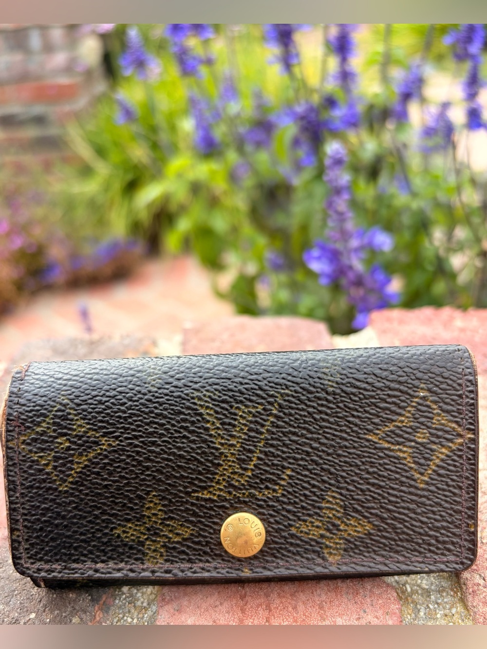 Louis Vuitton Monogram KeyCase 2000 France Datecode Authentic